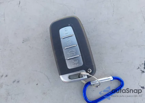 2012 Hyundai Veloster Base W/Red/Black из США, поврежденный, VIN KMHTC6AD7CU073044